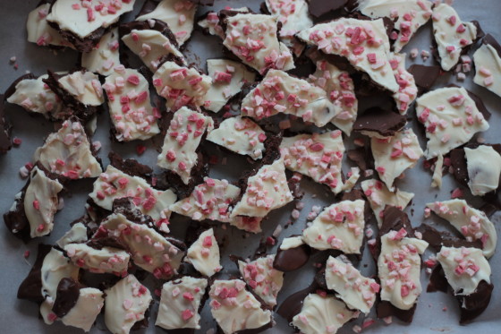 cookies and cream peppermint bark
