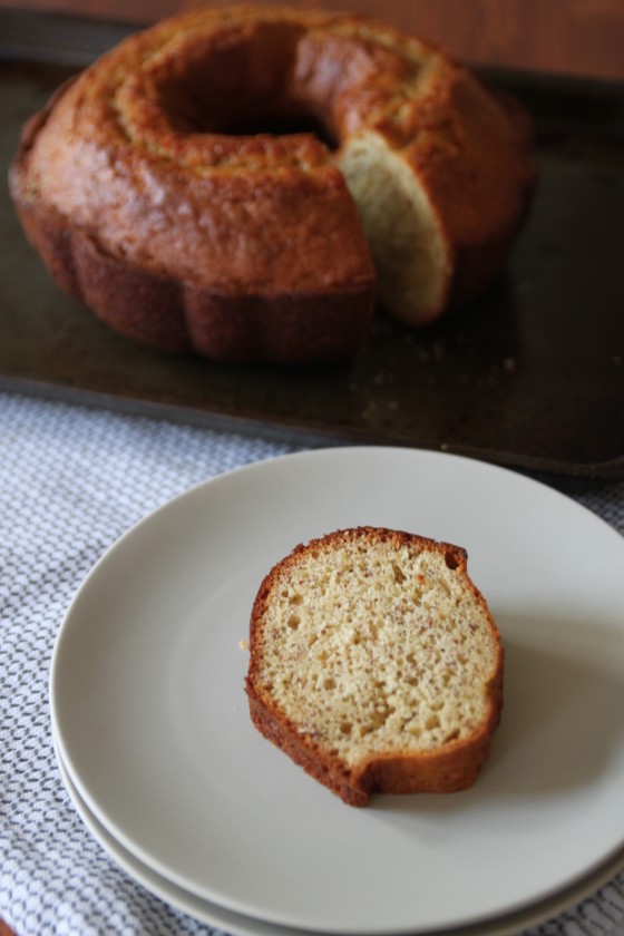 almond yeast cake