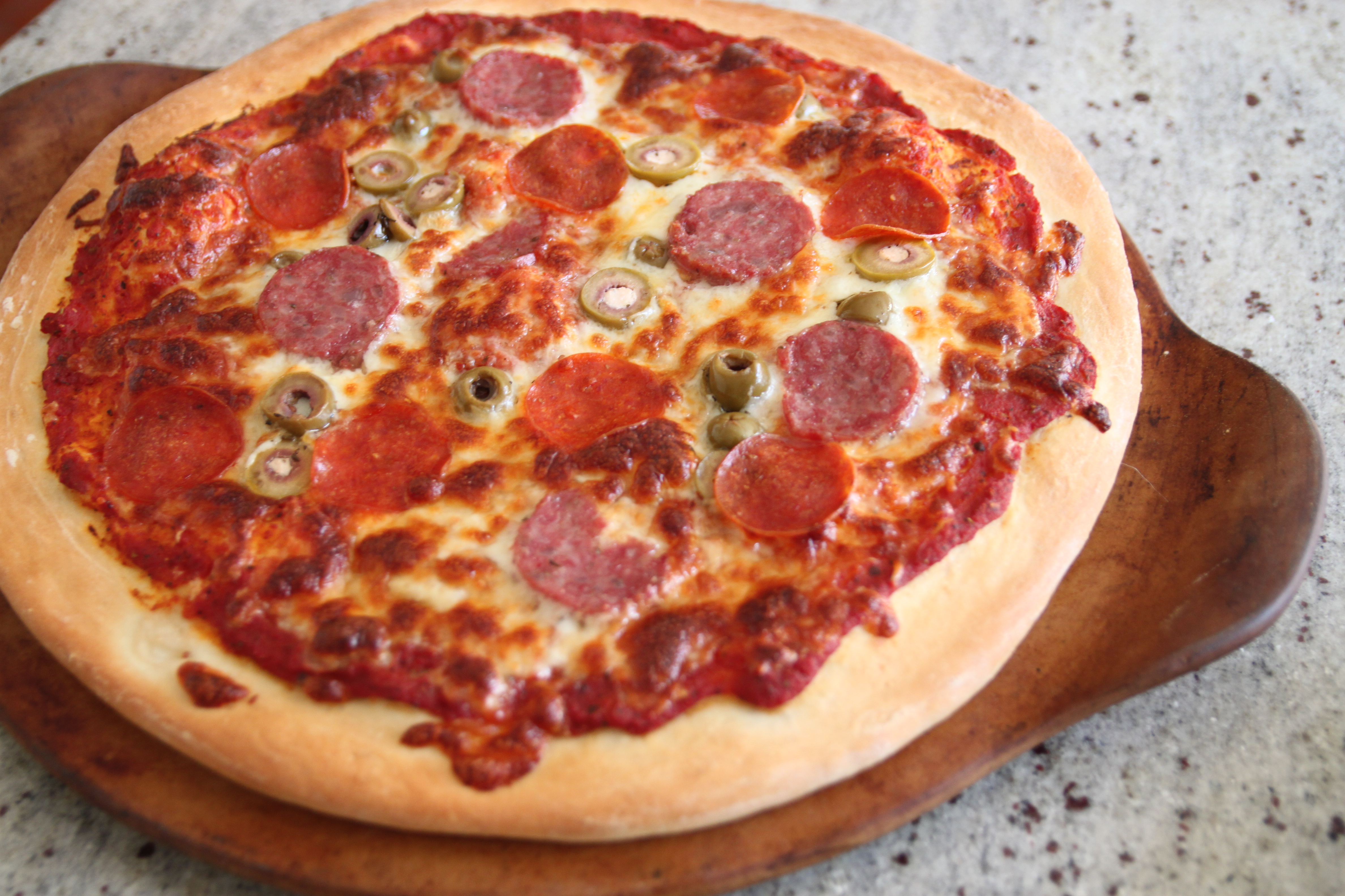 тесто для пиццы пепперони в домашних фото 110